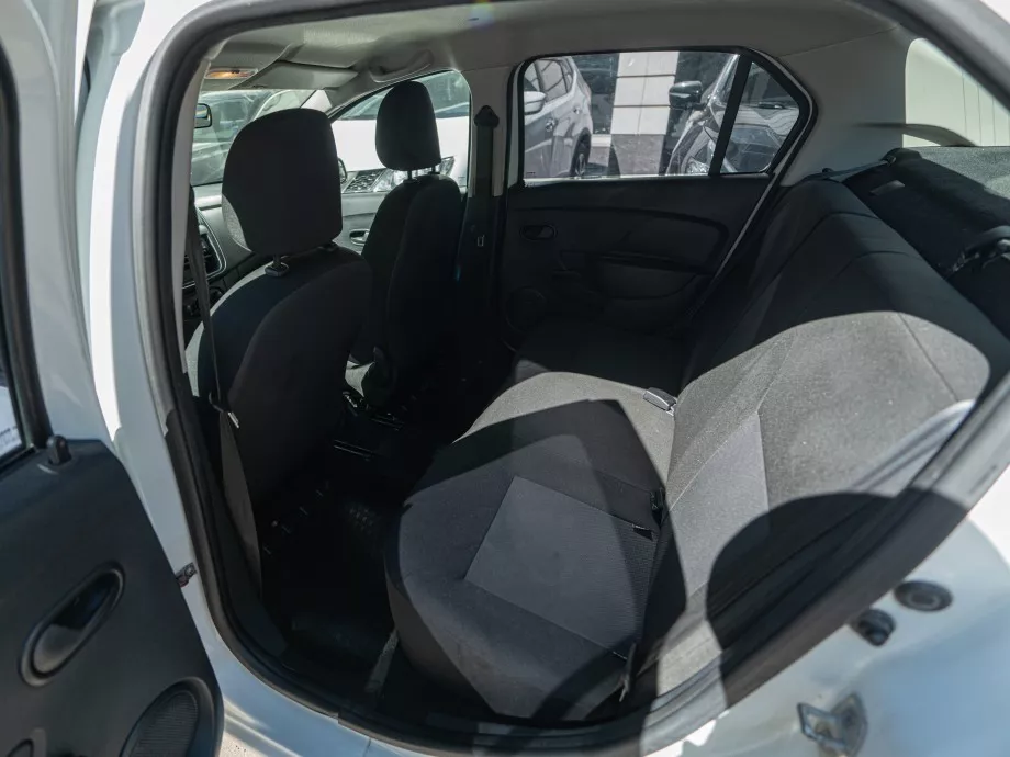 Renault Logan 2018