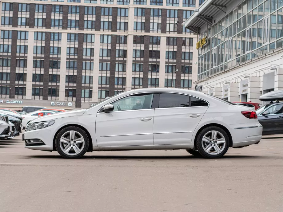Volkswagen Passat CC 2012