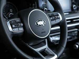 Kia Rio Comfort 1.6 AT