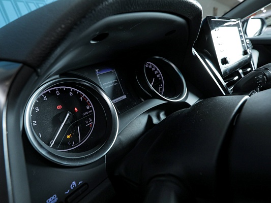 Toyota camry 2021 blue classic