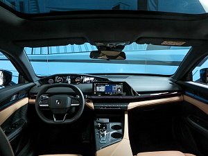 Changan UNI-V Luxe 1.5 AMT