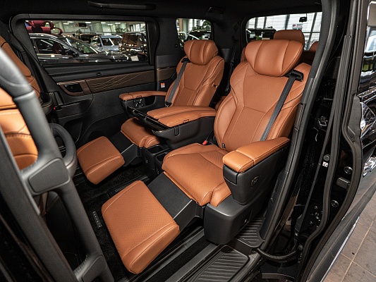 Toyota Alphard HEV 2.5h CVT Black