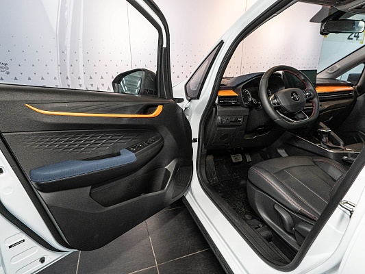 Livan X3 Pro Luxury 1.5 CVT White 1