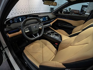 Changan UNI-V Luxe 1.5 AMT