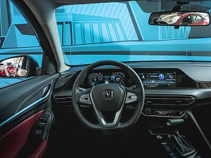 Changan Eado Plus Tech 1.4 AMT