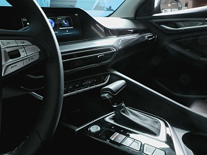 Changan Eado Plus Tech 1.4 AMT