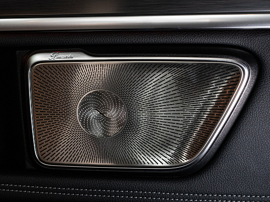 Mercedes-Benz V-class Exclusive 2.0 AT Black