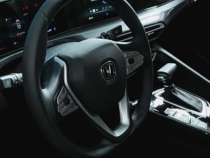 Changan Eado Plus Tech 1.4 AMT