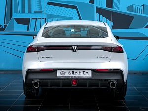 Changan UNI-V Luxe 1.5 AMT