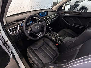 Dongfeng 580 Luxury 1.5 CVT