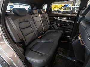 Exeed LX Business 1.5 CVT