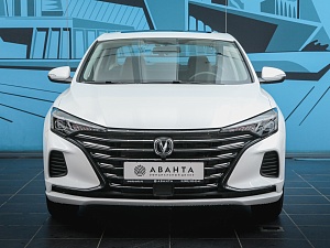 Changan Eado Plus Tech 1.4 AMT