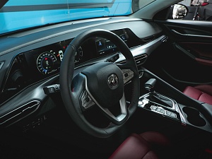 Changan Eado Plus Tech 1.4 AMT