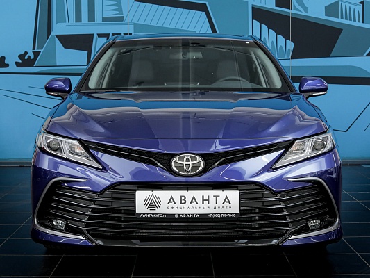 Toyota camry 2021 blue classic