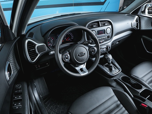 kia soul luxe white